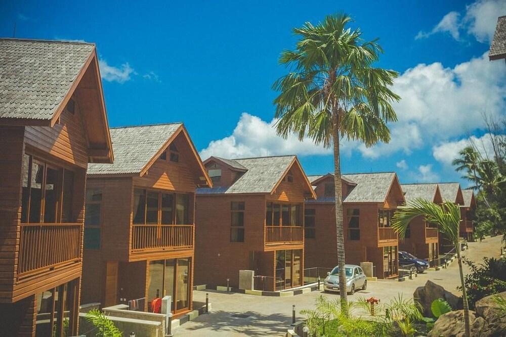 Oceanica Resort Seychelles Glacis  Exterior photo